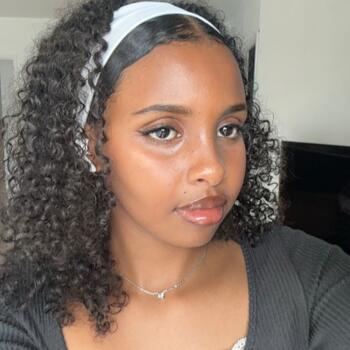 Babysitter in Toulouse: Amel