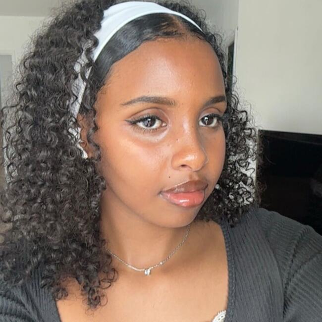 Babysitter in Toulouse: Amel