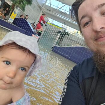 Babysitter in Central Coast: Mitch Feehely