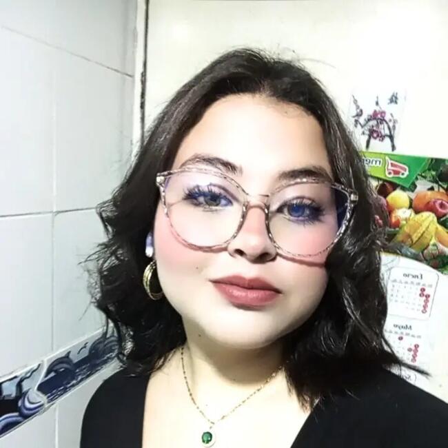 Babysitter in Bogotá: Paula