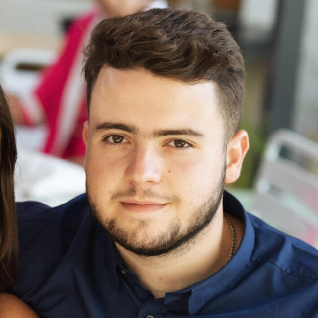 Babysitter in Meyrin: Théo