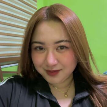 Babysitter in Sydney: Kimberly Nicole