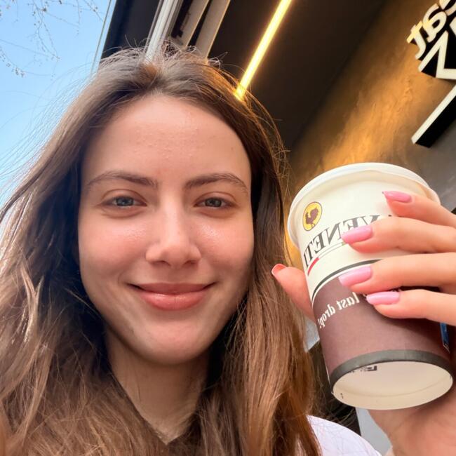 Δουλειά για babysitter στην περιοχή Μαρούσι: Kseniia