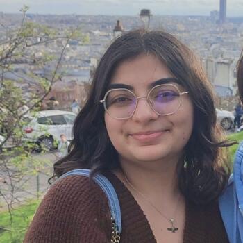 Babysitter in Montreal: Justine