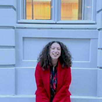 Babysitter in Schaarbeek: Sabria