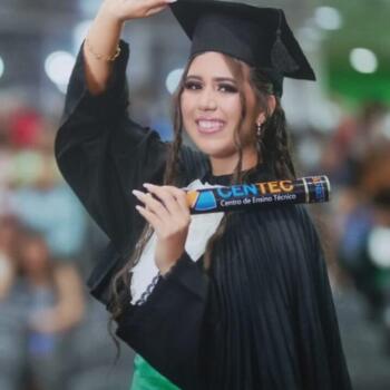 Babysitter in Manaus: Emilly caldas