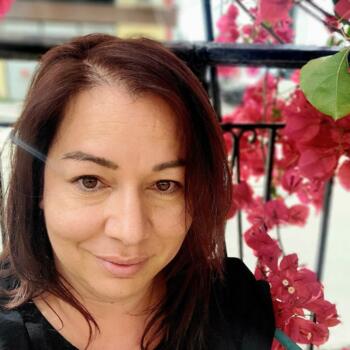 Babysitter in Lykóvrysi: Παρασκευη