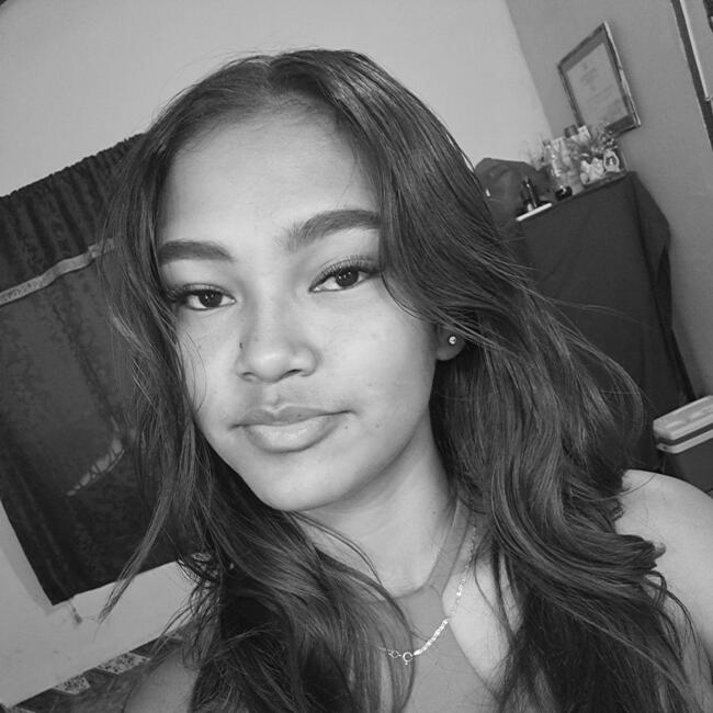 Babysitter in Mariano Roque Alonso: Jazmin