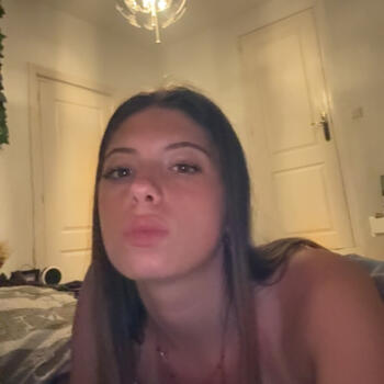 Babysitter in Somme-Leuze: Chiara