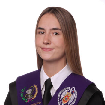 Niñera en Villanueva de la Torre: Bianca Madalina