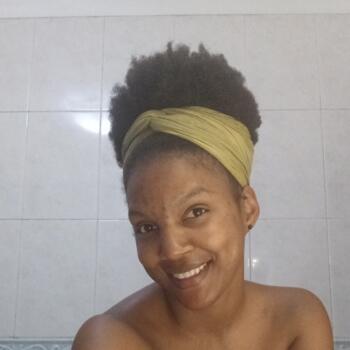 Babysitter in Sintra: Eliane