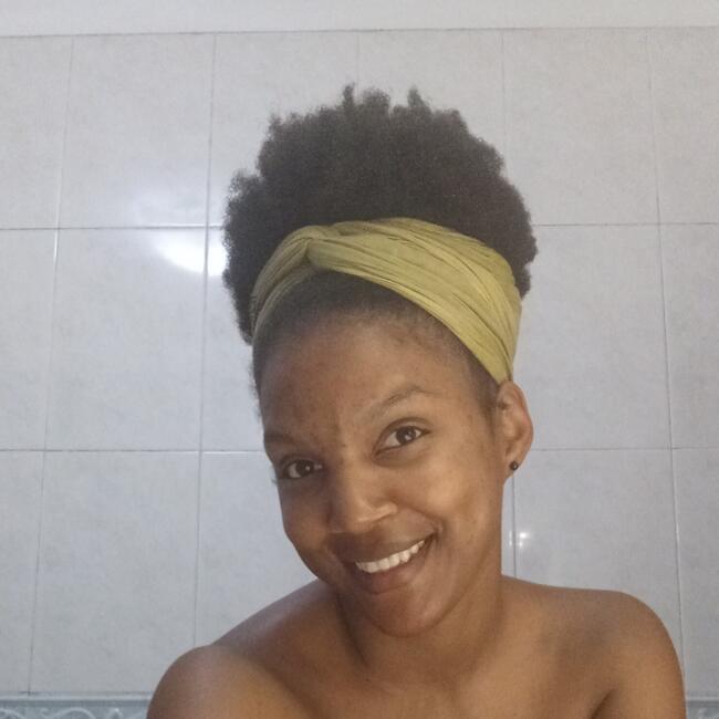 Babysitter in Sintra: Eliane