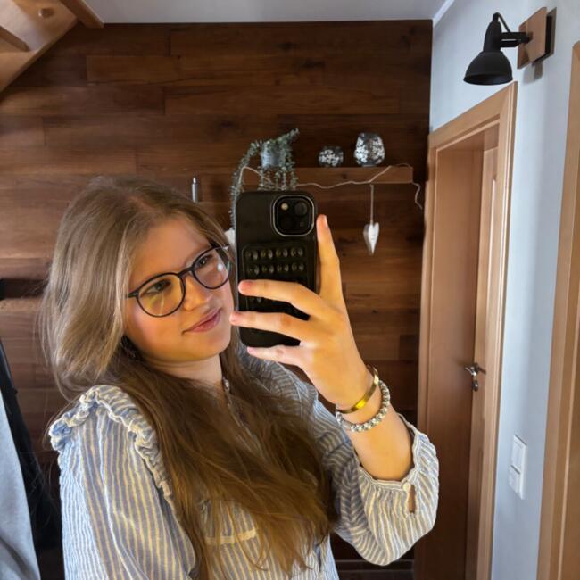 Babysitter in Cottbus: Anna