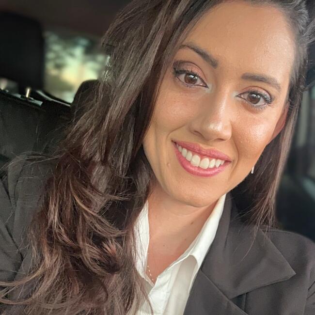 Babysitter in Aparecida de Goiânia: Tauanny