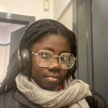 Babysitter in Odivelas: Isabel