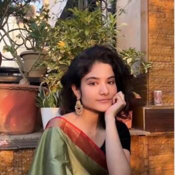 Babysitter Noida: Khushi yadav