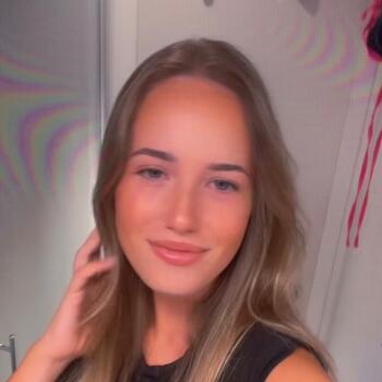 Babysitter a Faloppio: Paola