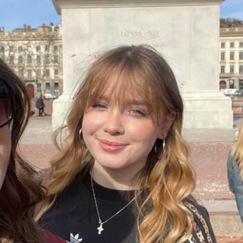 Babysitter in Barnsley: Lucy