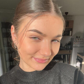 Babysitter in Tournefeuille: Clara