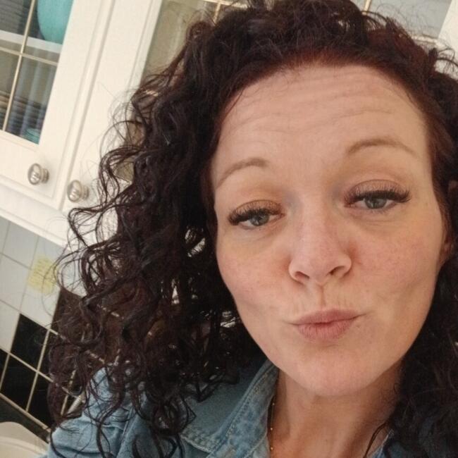 Babysitter Job in Erpe: Katia