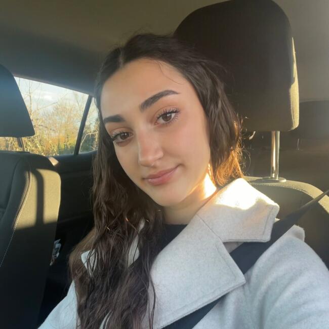 Babysitter a Scorzè: Giulia