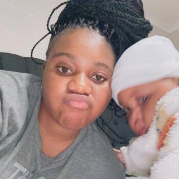 Babysitter in Lusaka: Rose