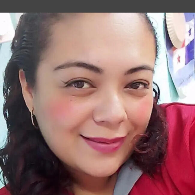Niñera en David: Karina