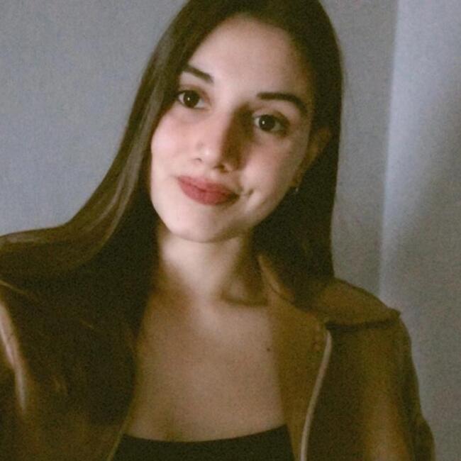 Niñera en Isidro Casanova: Candela