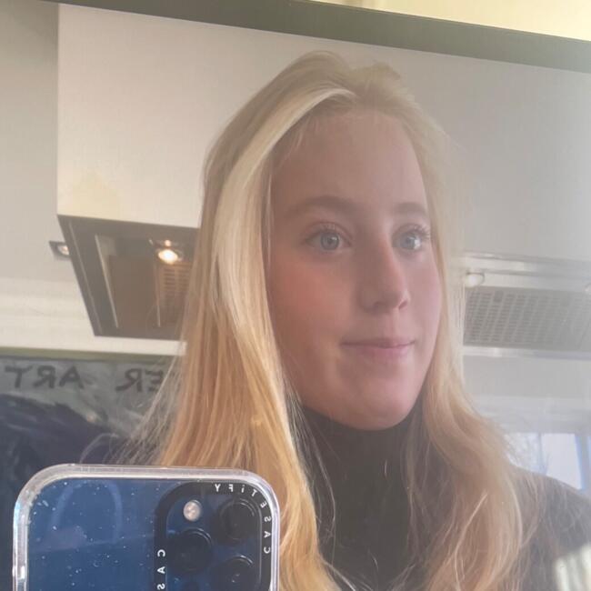 Babysitter in Oslo: Fanny