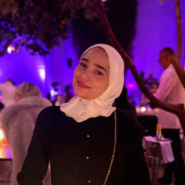 Babysitter in Canterbury: Sarah