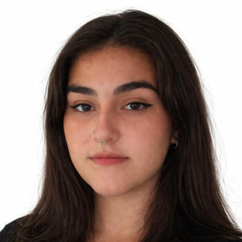 Babá em Londrina: Luana