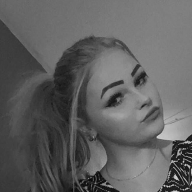 Babysitter in Meppel: Amber