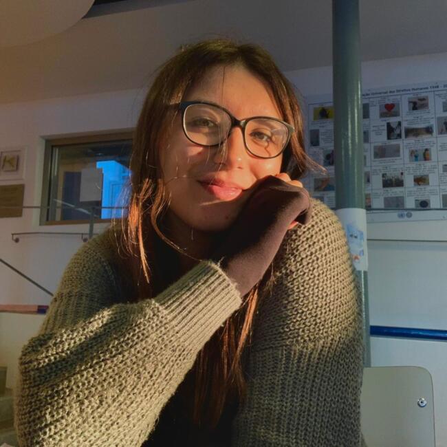 Babysitter in São Domingos de Rana: Laura