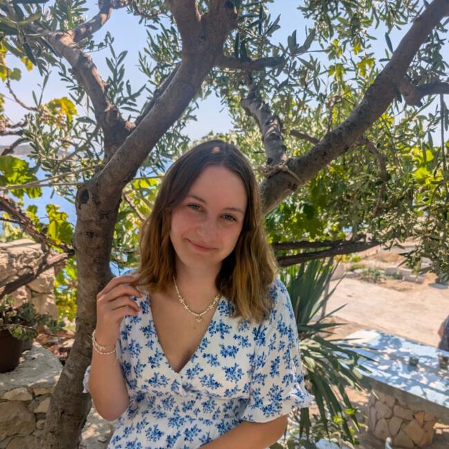 Babysitter in Seiersberg: Alina