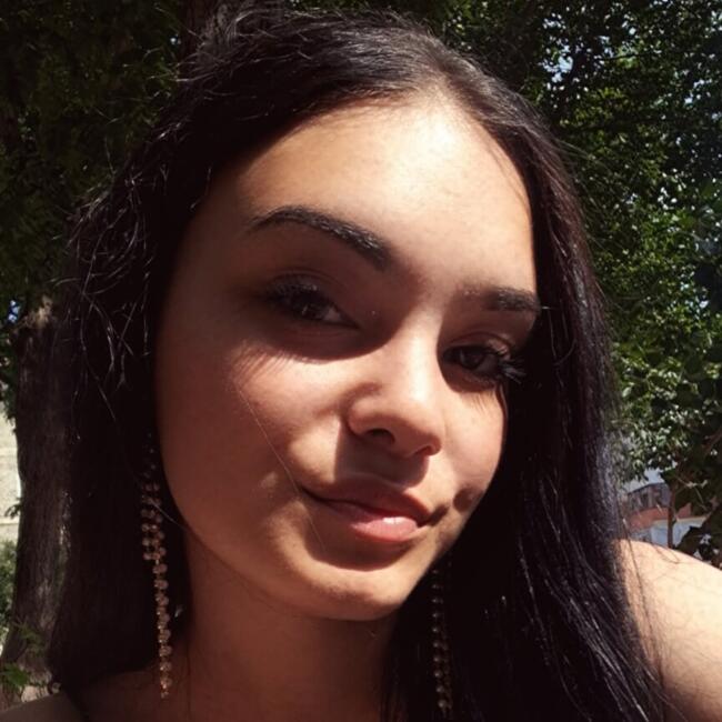 Babysitter in Piatra Neamţ: Lavinia