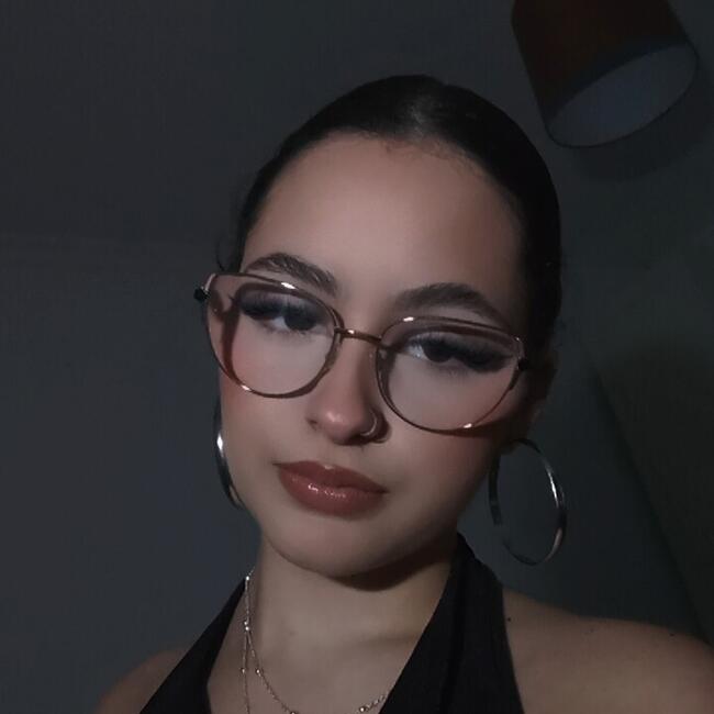 Babysitter em Coimbra: Maria