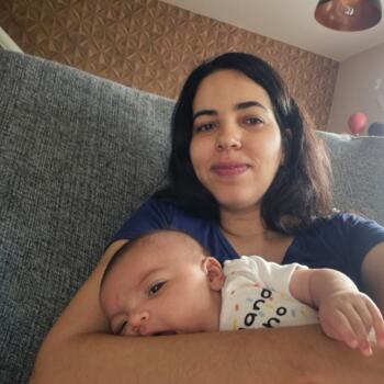 Emprego de babá em Maricá: emprego de babá Thalita