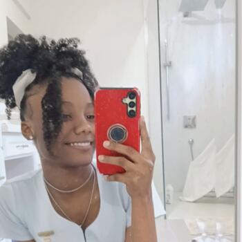 Babysitter in Spanish Town: Toni-Ann