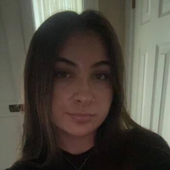 Babysitter in Mount Kisco: Bella