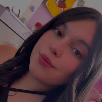 Babysitter in San Bernardo: Kiara