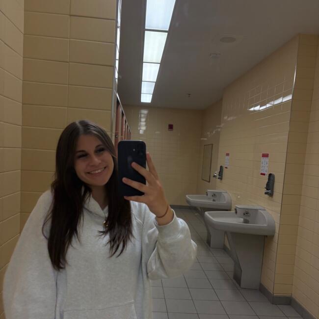 Babysitter in Vaughan: Emily