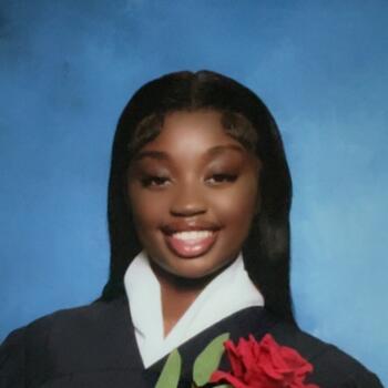 Baby-sitter Montréal: Emmanuella