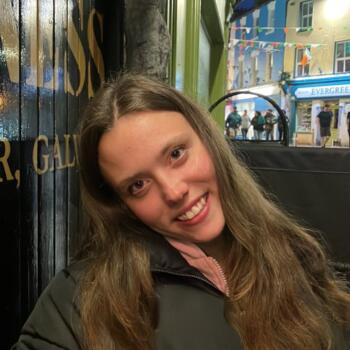 Babysitter in Castlebar: Ella