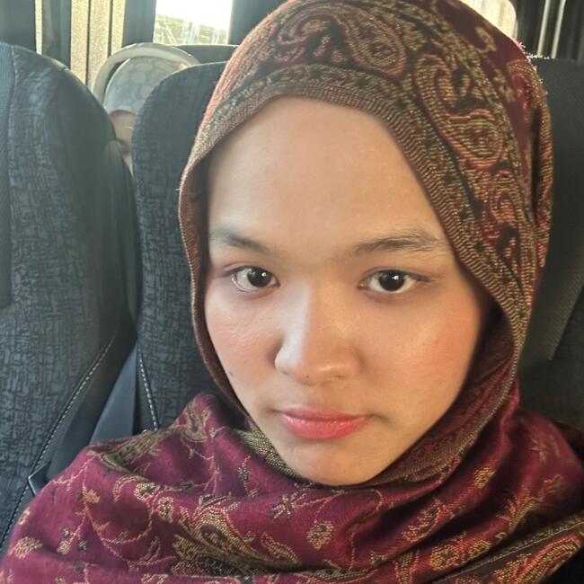 Babysitter in Seoul: Insyirah