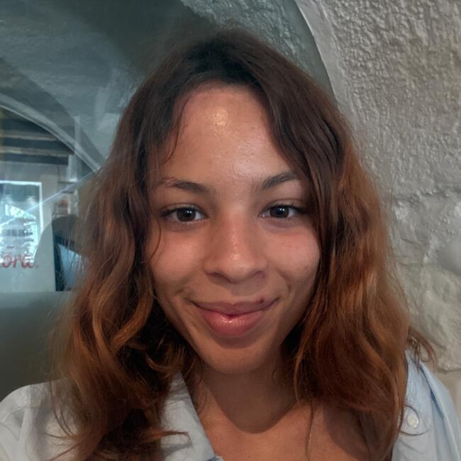 Baby-sitter in Küsnacht: Leandra