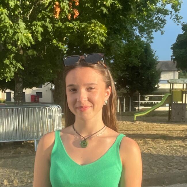 Babysitter in Brive-la-Gaillarde: Victorine