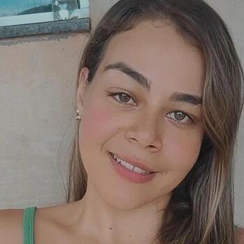 Babysitter Brasília: Vanessa