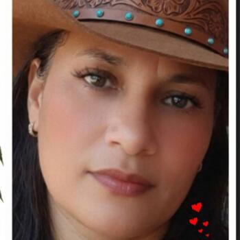 Babysitter in Las Tablas Abajo: Estrella