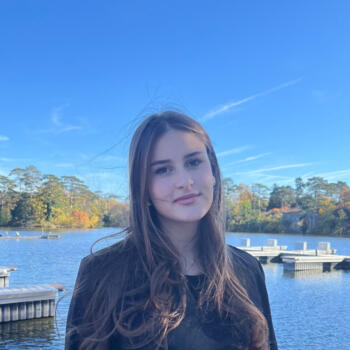 Babysitter Compertrix: Anila