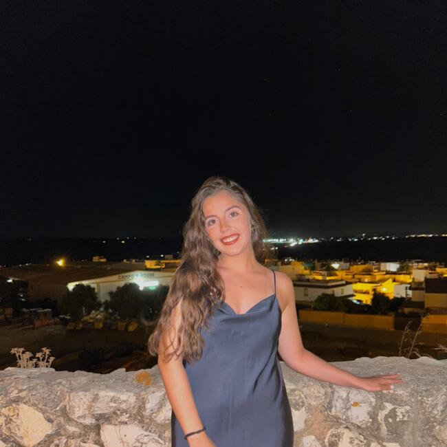 Babysitter in Seville: María